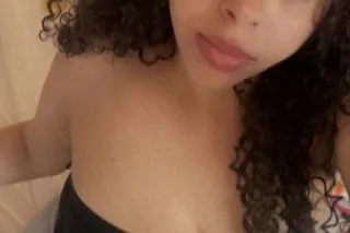 Sexy Mixxxed Upscale Hottie Lets play 🔥🌈 - Image 1